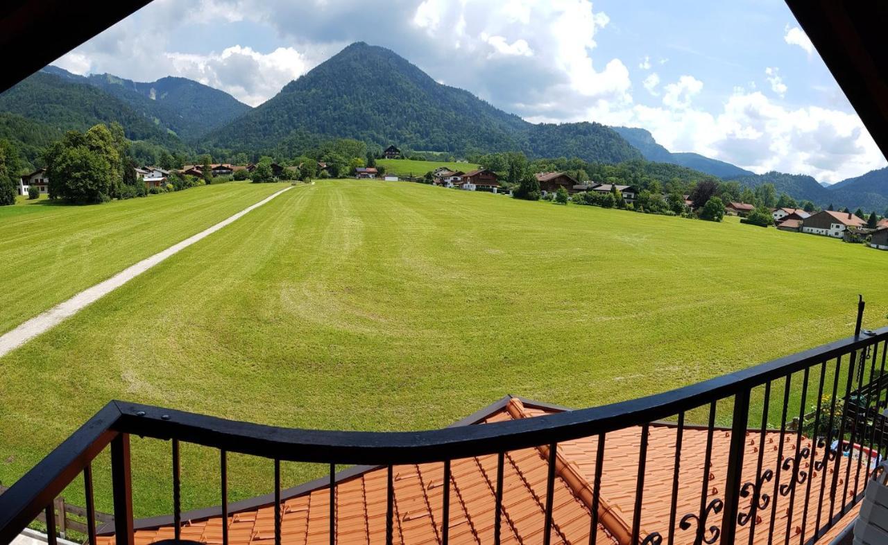 Landhaus Hochgern อุนเทอร์เวิสเซ็น ภายนอก รูปภาพ